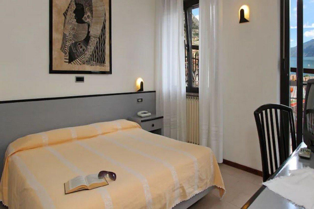 Hotel Europa Limone sul Garda Exterior foto