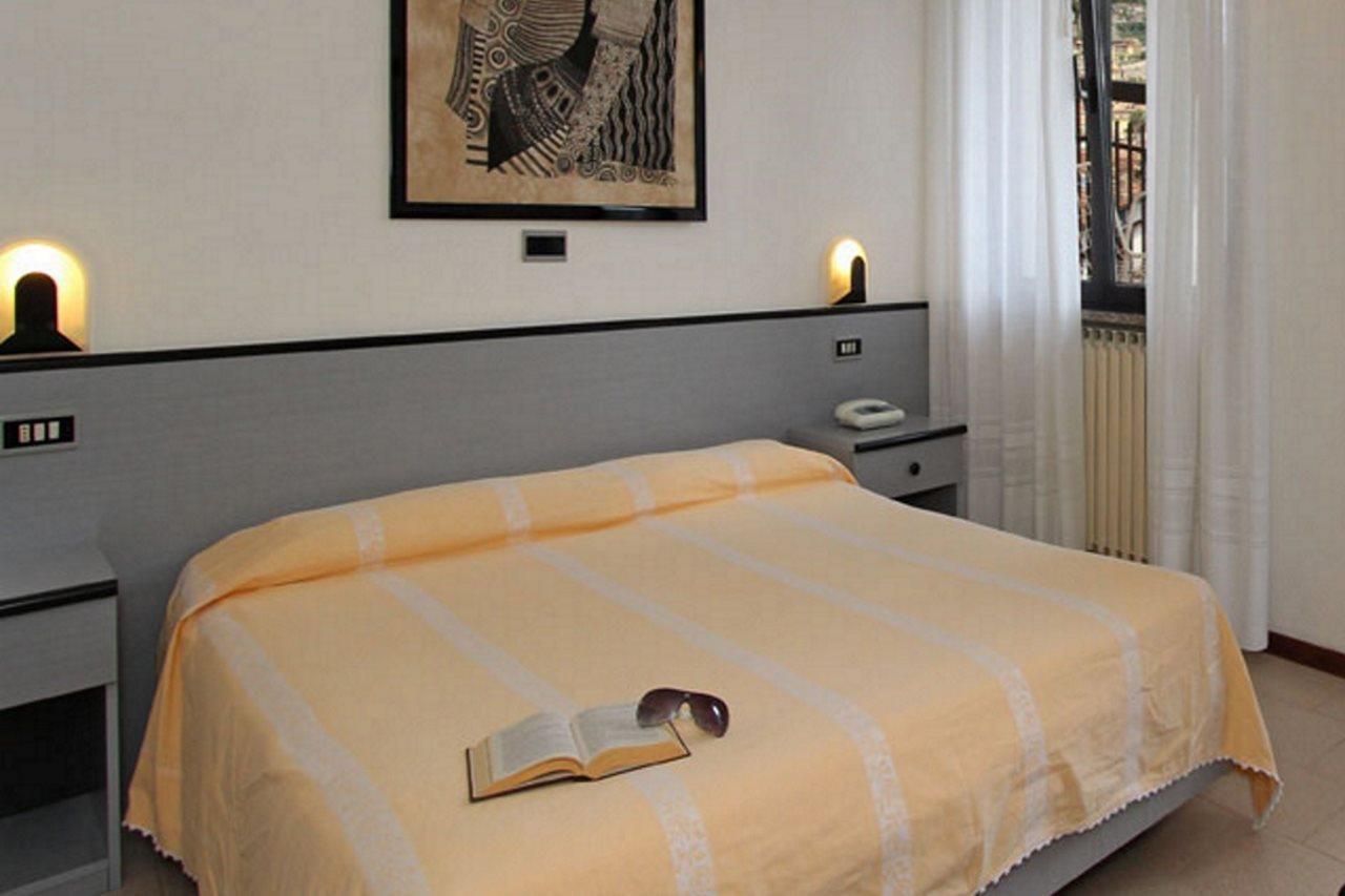 Hotel Europa Limone sul Garda Exterior foto